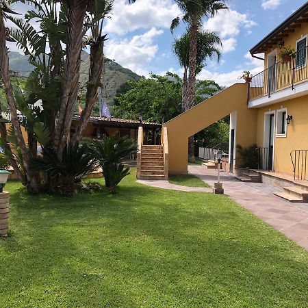 Casa Vacanze Alcantara Gaggi Extérieur photo