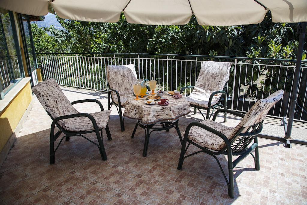 Casa Vacanze Alcantara Gaggi Extérieur photo