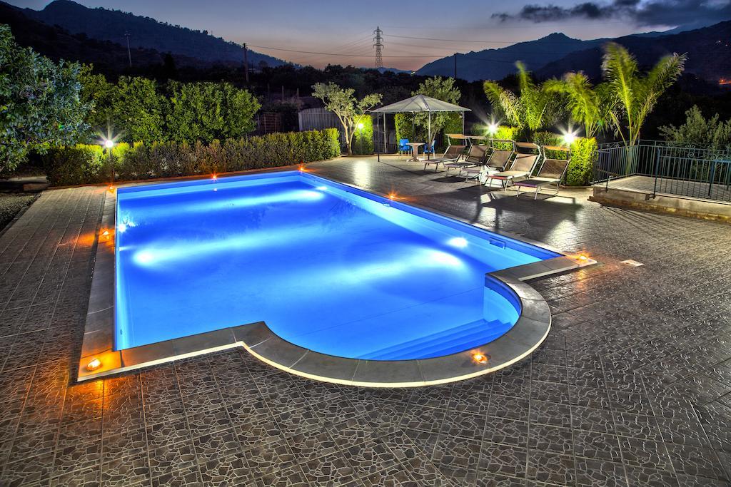 Casa Vacanze Alcantara Gaggi Extérieur photo