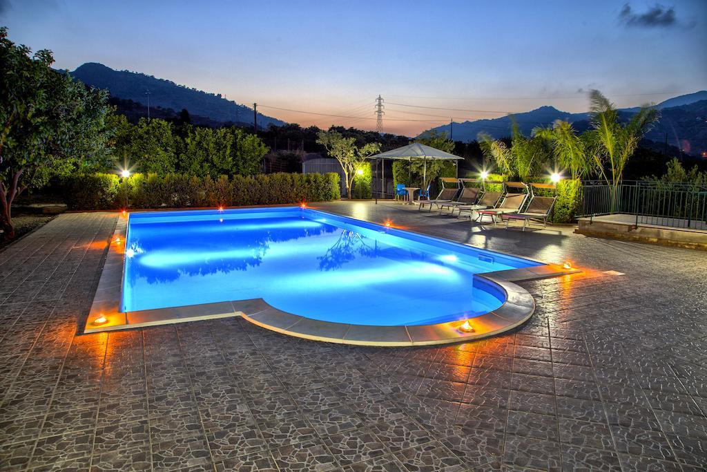 Casa Vacanze Alcantara Gaggi Extérieur photo