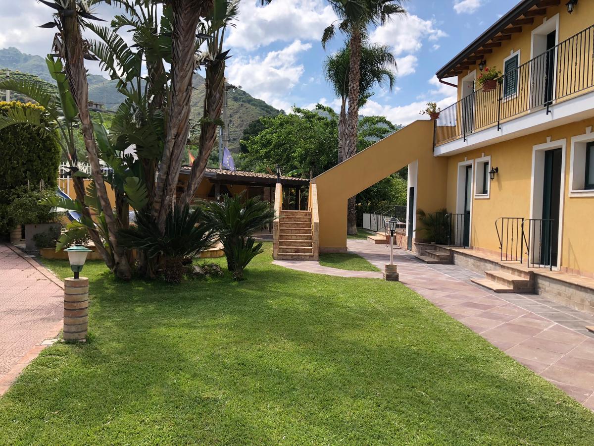 Casa Vacanze Alcantara Gaggi Extérieur photo