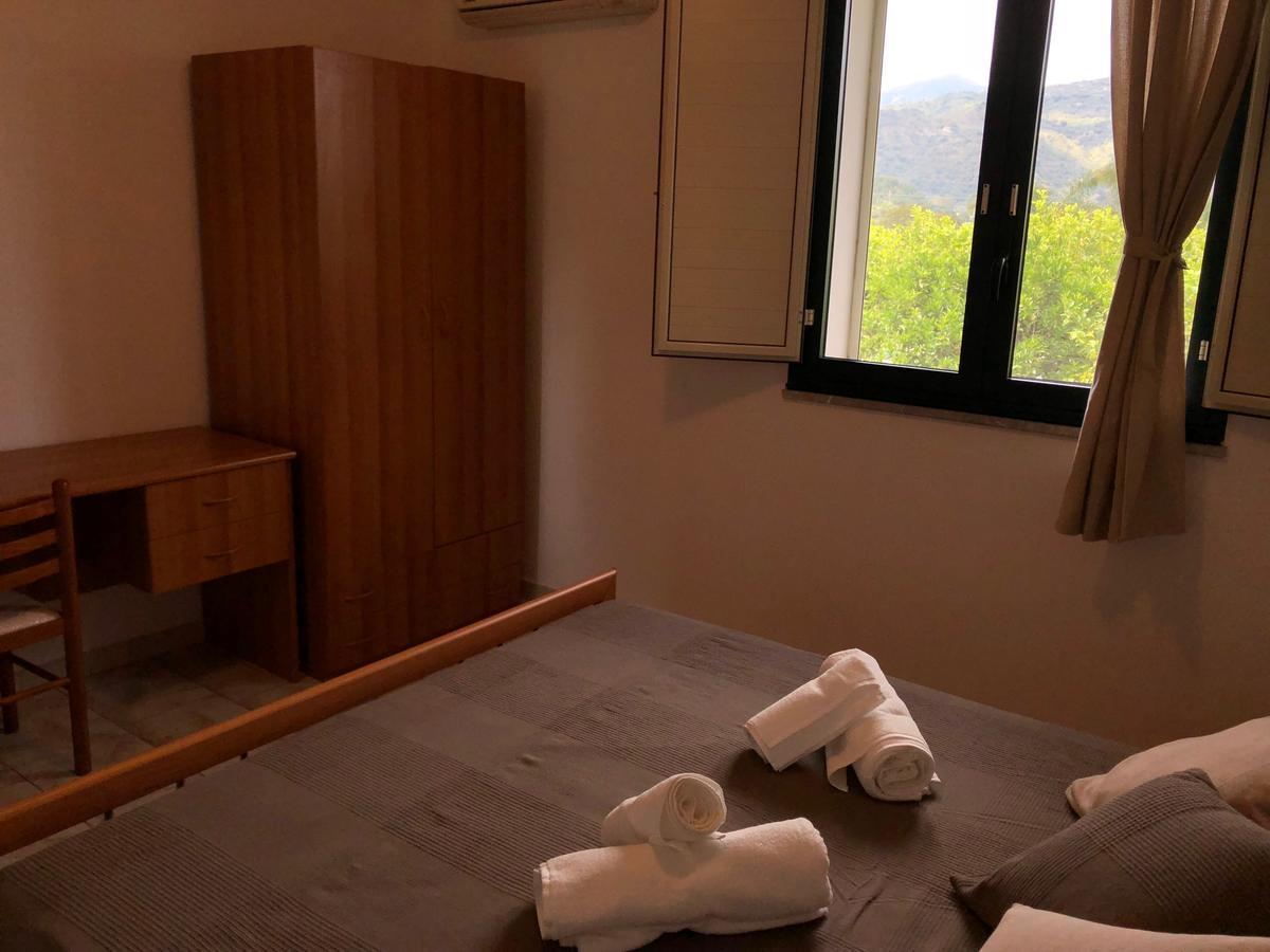 Casa Vacanze Alcantara Gaggi Extérieur photo
