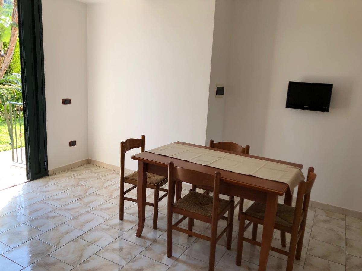 Casa Vacanze Alcantara Gaggi Extérieur photo